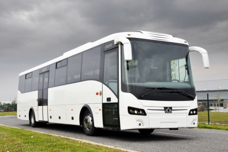 Többfunkciós magyar busz debütál a BUSEXPO-n