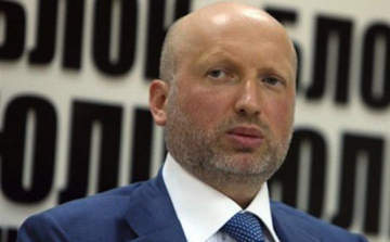 Ukrán válság - Harcok Szlovjanszkban, erősítés érkezett Odesszába, Turcsinov panaszkodik