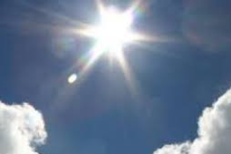 Sok napsütéssel kezdődik az október