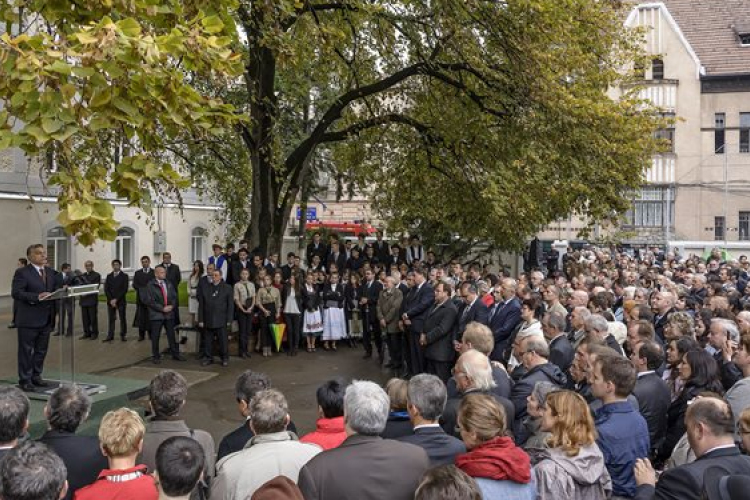 Orbán Viktor: eljött az idő, hogy újjáélesszük Erdélyben a magyar szakoktatási rendszert