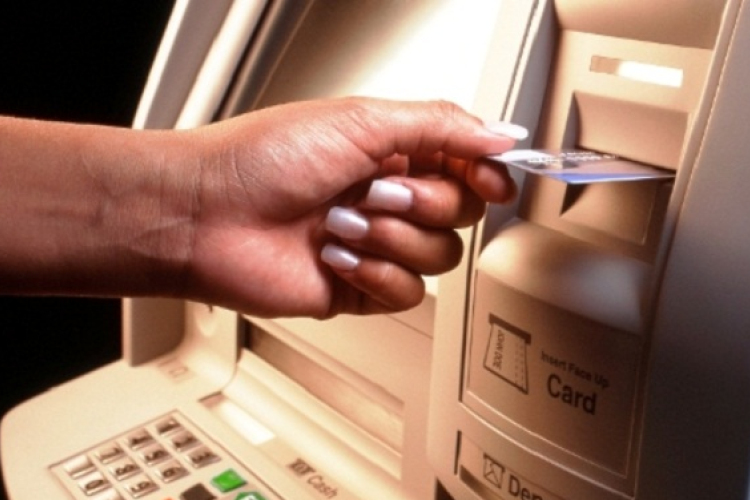 Érdekelt bárkit a tranzakciós illeték?