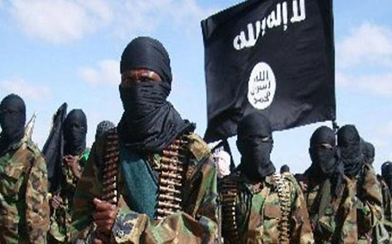 Iszlám Állam - Német hírszerzés: utasszállító repülőgépekre is támadhatnak az IÁ terroristái