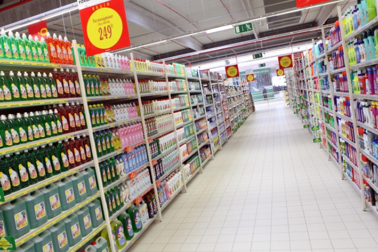 A forintgyengülés egy ideig vonzza a külföldieket