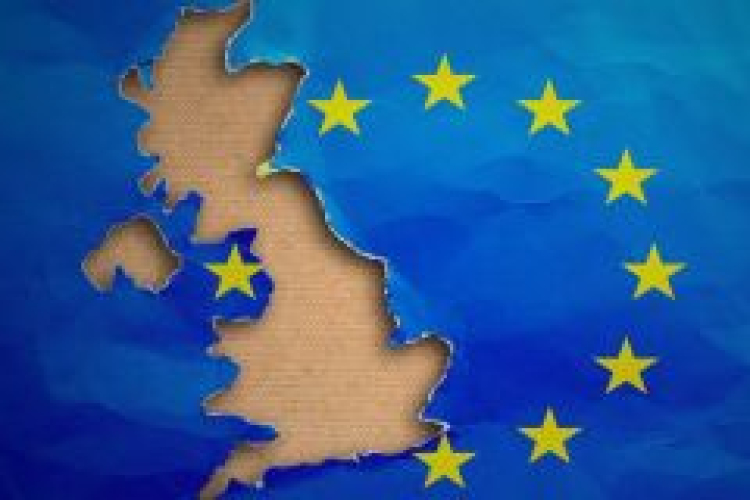 Brexit - Csökkent áprilisban a brit gazdaság teljesítménye