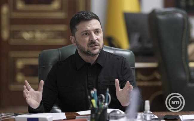 Ukrajnai háború - Ukrán elnök: Oroszország Cirkon hiperszonikus rakétával mért csapást Ukrajnára