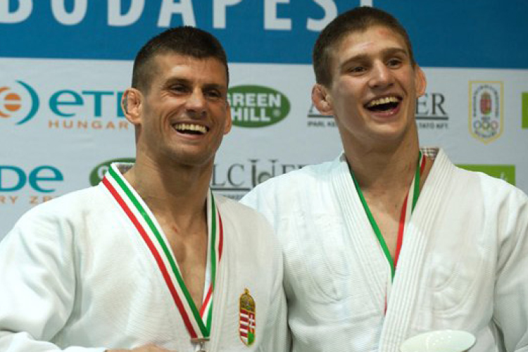 Dobogón az Ungvári-testvérek a miami cselgáncs viadalon