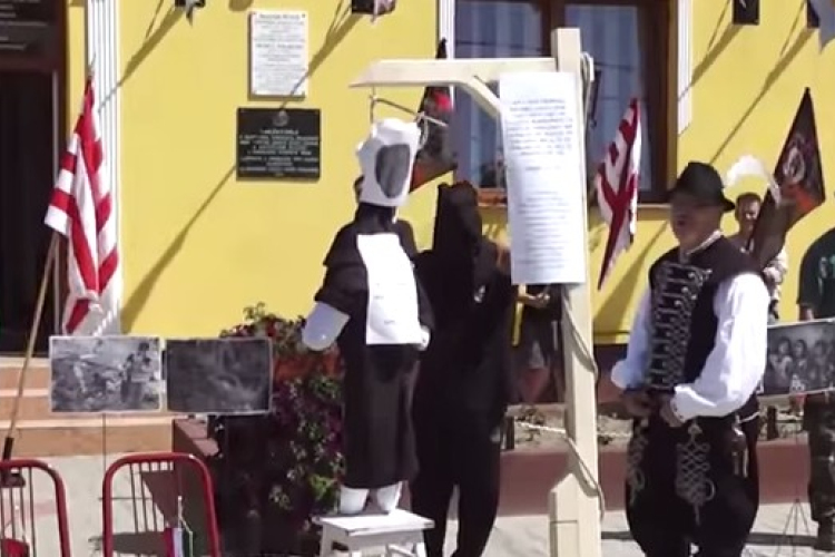 Érpataki bábuakasztás - Polgármester: házkutatást tartottak az önkormányzatnál