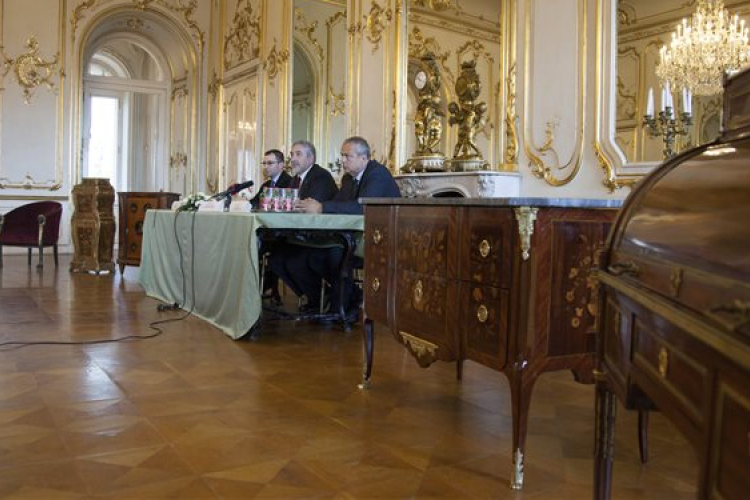 Festetics-bútorok kerültek vissza a keszthelyi kastélyba