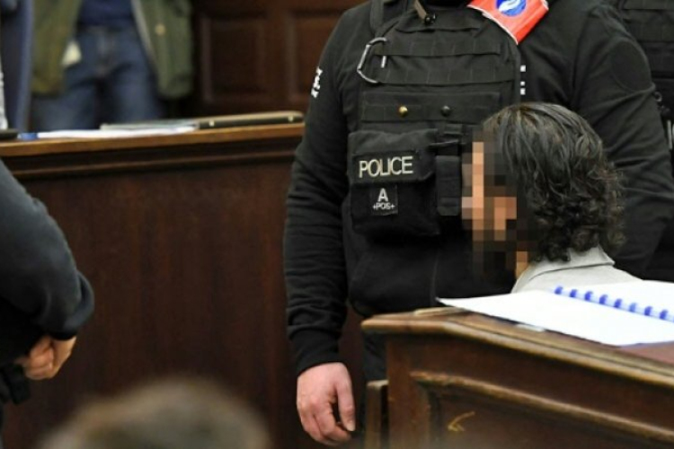 Salah Abdeslam először válaszolt a vizsgálóbírók kérdéseire